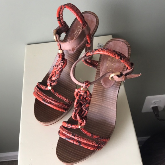 Coach Lady Heels/ Salmon/Tan color - Picture 1 of 5
